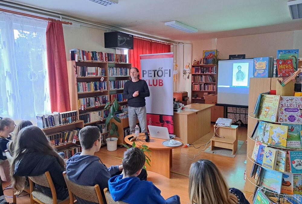 Halásztelki és ózdi Petőfi Klubok